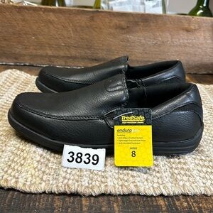 Tred safe slip resistant black loafers /slip on size 8 men’s nwt